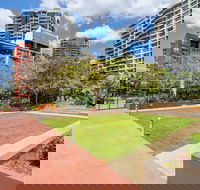 The Docks on Goodwin - Accommodation Noosa