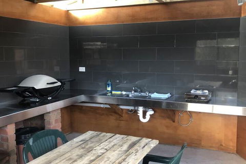 Port Campbell Motor Inn - Accommodation Noosa 2