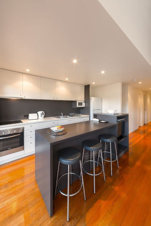 Southern Ocean Villas - Accommodation Noosa 6