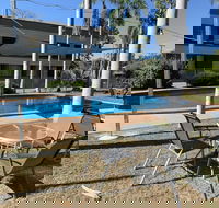 Pine Tree Motel - Accommodation Noosa