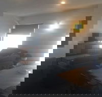 Penguin Seaside Motel - Accommodation Noosa