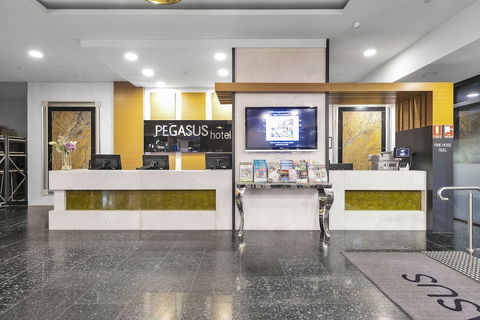 Pegasus Apart'Hotel - Accommodation Noosa 3