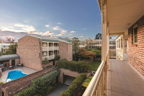 Adina Serviced Apartments Canberra Kingston - Accommodation Noosa 1