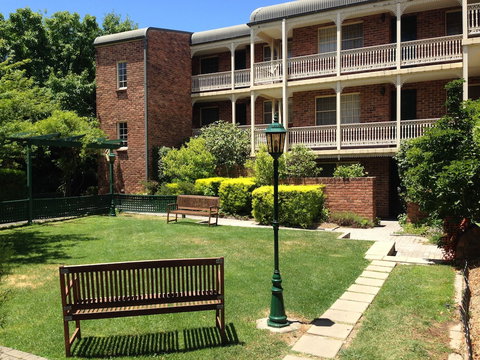 Adina Serviced Apartments Canberra Kingston - Accommodation Noosa 2