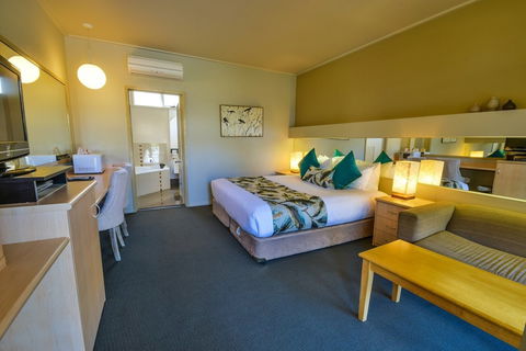 Comfort Inn & Suites Lakes Entrance - Accommodation Noosa 6