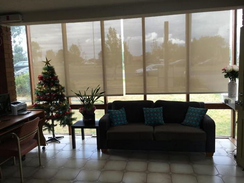 Essendon Motel - Accommodation Noosa 2