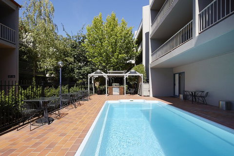 Pinnacle Apartments - Accommodation Noosa 1