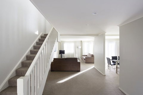 Pinnacle Apartments - Accommodation Noosa 7