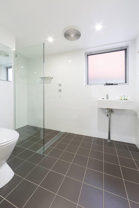 Forrest Hotel And Apartments - Accommodation Noosa 4