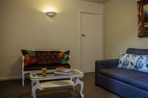Albert Heights Serviced Apartments - Accommodation Noosa 3