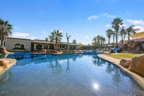 Quality Resort Siesta - Accommodation Noosa 2