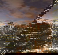 Oaks Melbourne on Lonsdale Suites - Accommodation Noosa