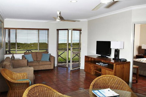 Moonlight Bay Suites - Accommodation Noosa 7