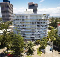 Surf Parade Resort - Accommodation Noosa