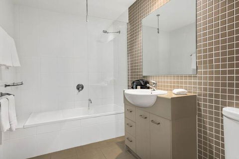 Quest Singleton - Accommodation Noosa 4