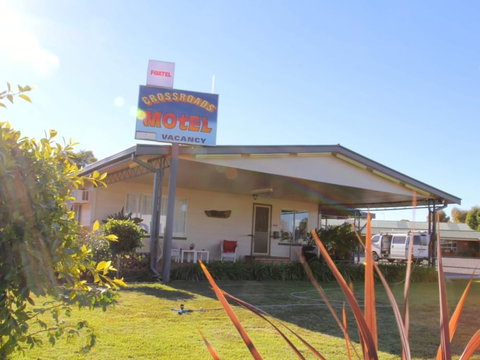 Crossroads Motel - Accommodation Noosa 0