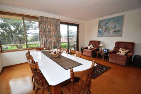 16 Haddrill Parade - Accommodation Noosa 6