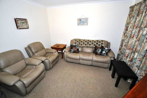 16 Haddrill Parade - Accommodation Noosa 4