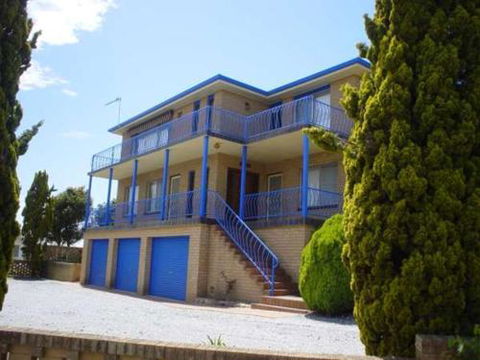 Flat 2 3 Bay Lane - Accommodation Noosa 5