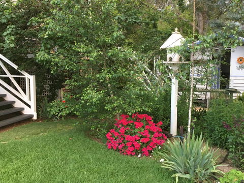 Applegate Lane Chalet - Accommodation Noosa 5