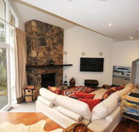Treehouse - Accommodation Noosa