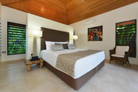 Mana Moana Beachfront Estate Port Douglas - Accommodation Noosa 2