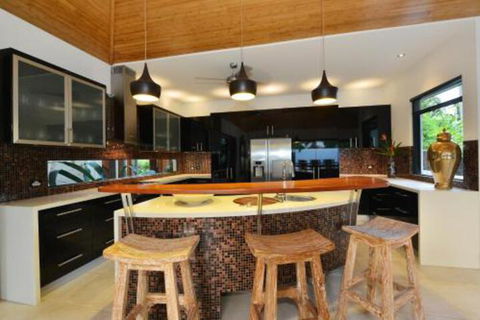 Mana Moana Beachfront Estate Port Douglas - Accommodation Noosa 5