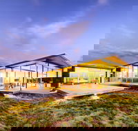 Cloudy Bay Beach House - Accommodation Noosa