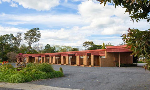 Tarra Motel - Accommodation Noosa 2