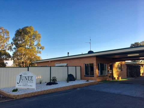 Junee Motor Inn - Accommodation Noosa 2