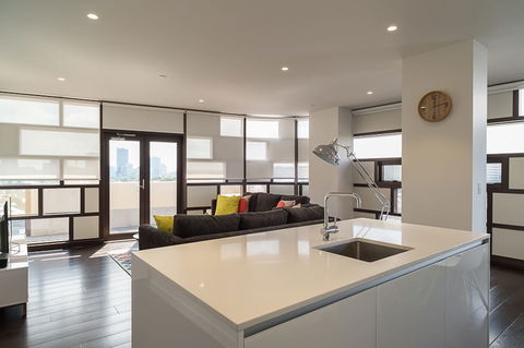 AKOM Prahran - Accommodation Noosa 0