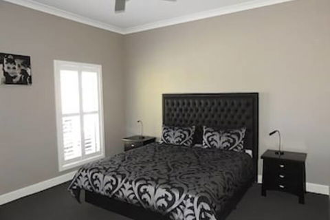 Barklysuites Apartments - Accommodation Noosa 0
