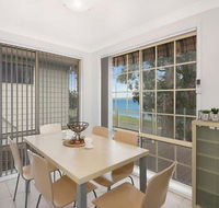 Toukley Lake House - Accommodation Noosa
