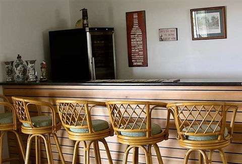 Taits Place Vineyard B & B - Accommodation Noosa 3