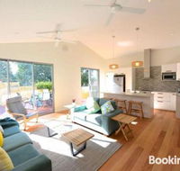 Sunny Blinco Street House - Accommodation Noosa