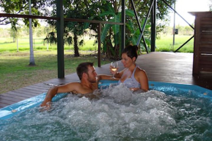 Acacia Hills NT Accommodation Noosa