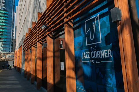 The Jazz Corner Hotel - Accommodation Noosa 0