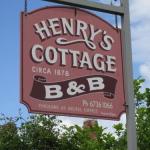 Henrys Cottage - Accommodation Noosa 0