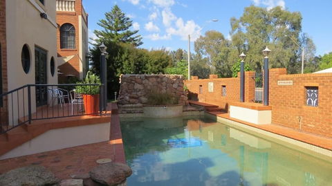 Albury Paddlesteamer Motel - Accommodation Noosa 2