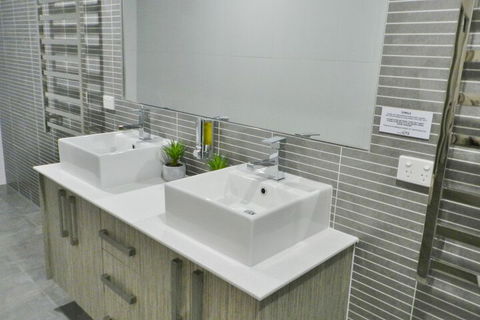 Motel 24 - Accommodation Noosa 3