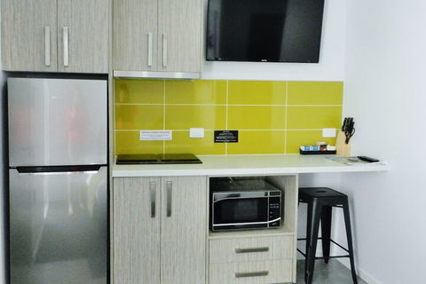 Motel 24 - Accommodation Noosa 5