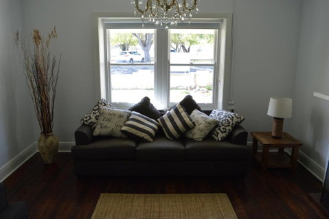 Two Cow Cottage Bed & Breakfast - Accommodation Noosa 3