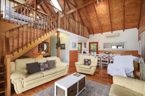Cants Cottage - Accommodation Noosa 2