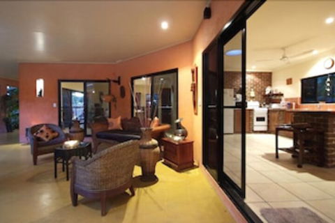 Hacienda Cooya Beach - Accommodation Noosa 4