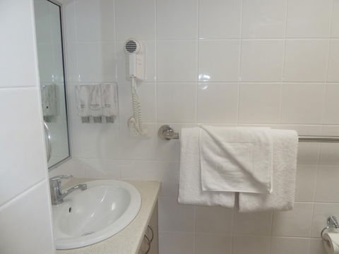 Pioneer Lodge Motel - Accommodation Noosa 6