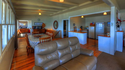 Stanley View Beach House - Accommodation Noosa 1