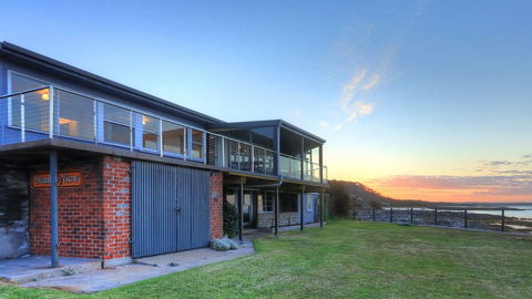 Stanley View Beach House - Accommodation Noosa 0
