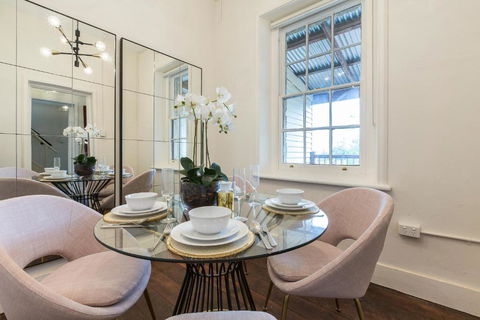 Iconic Fremantle Terrace - Accommodation Noosa 2