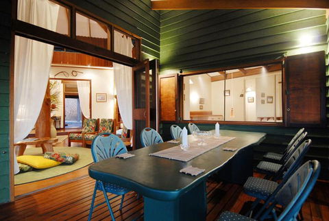 Cloud 9 - Accommodation Noosa 2