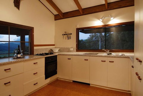 Cloud 9 - Accommodation Noosa 6